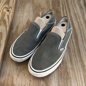 Vans Classic Slip-On Gray Canvas Sneakers Men’s 9.5